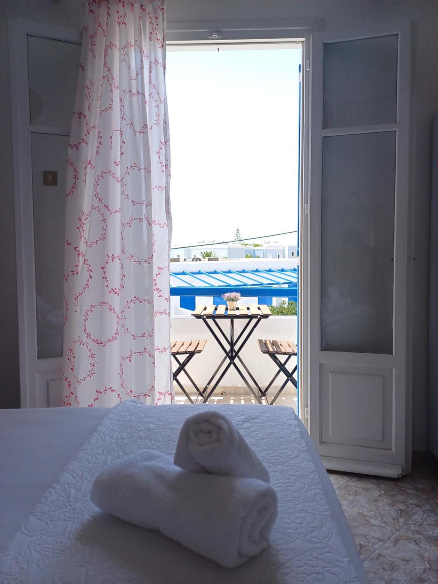 Εvi Evan Hotel Галисас Екстериор снимка