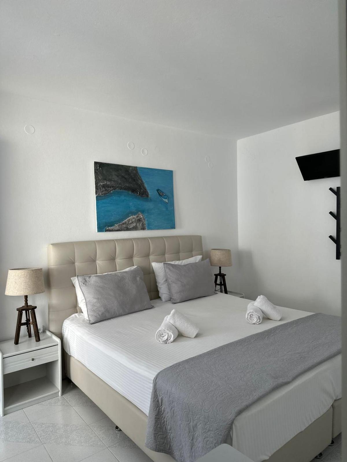 Εvi Evan Hotel Галисас Екстериор снимка